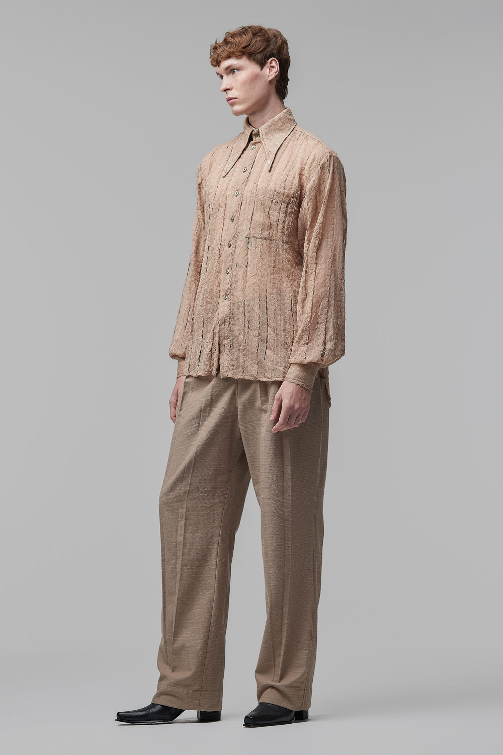 Camisa de Mangas Longas em Crepe de Seda Destruído e Reconstruído Bege