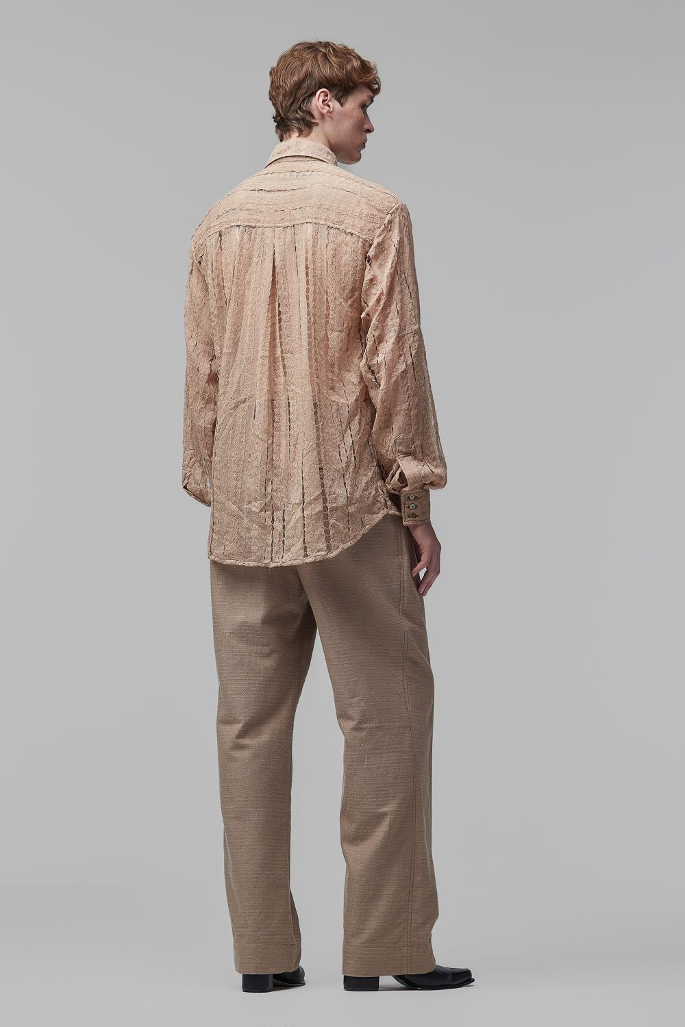Camisa de Mangas Longas em Crepe de Seda Destruído e Reconstruído Bege