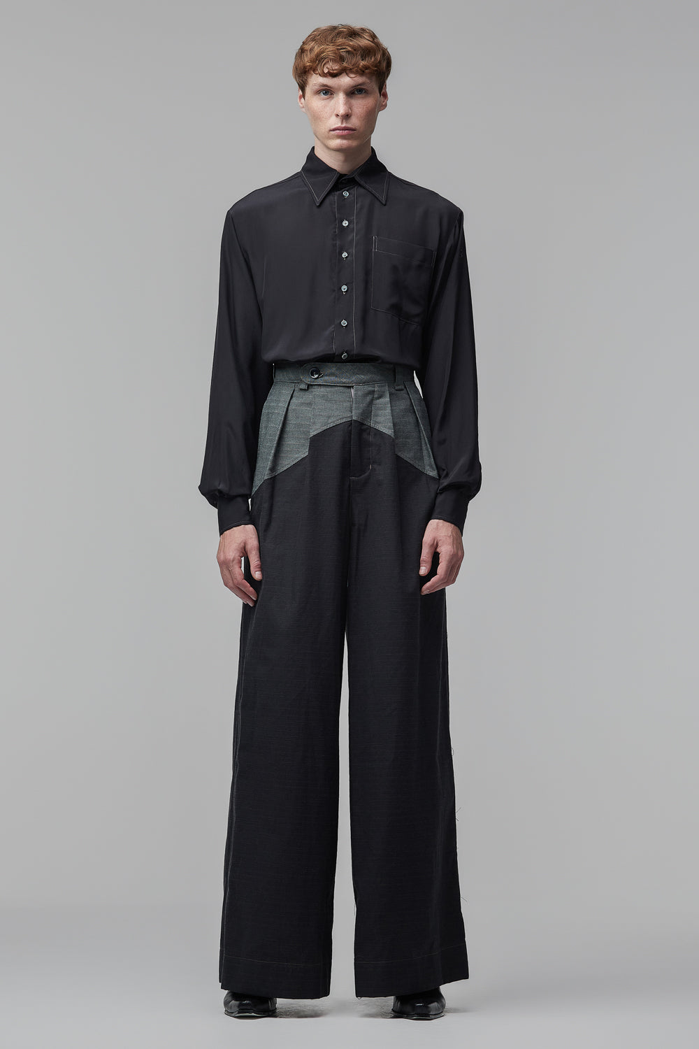 Pantalona com Pala Sinuosa em Algodão - Preto e Petróleo
