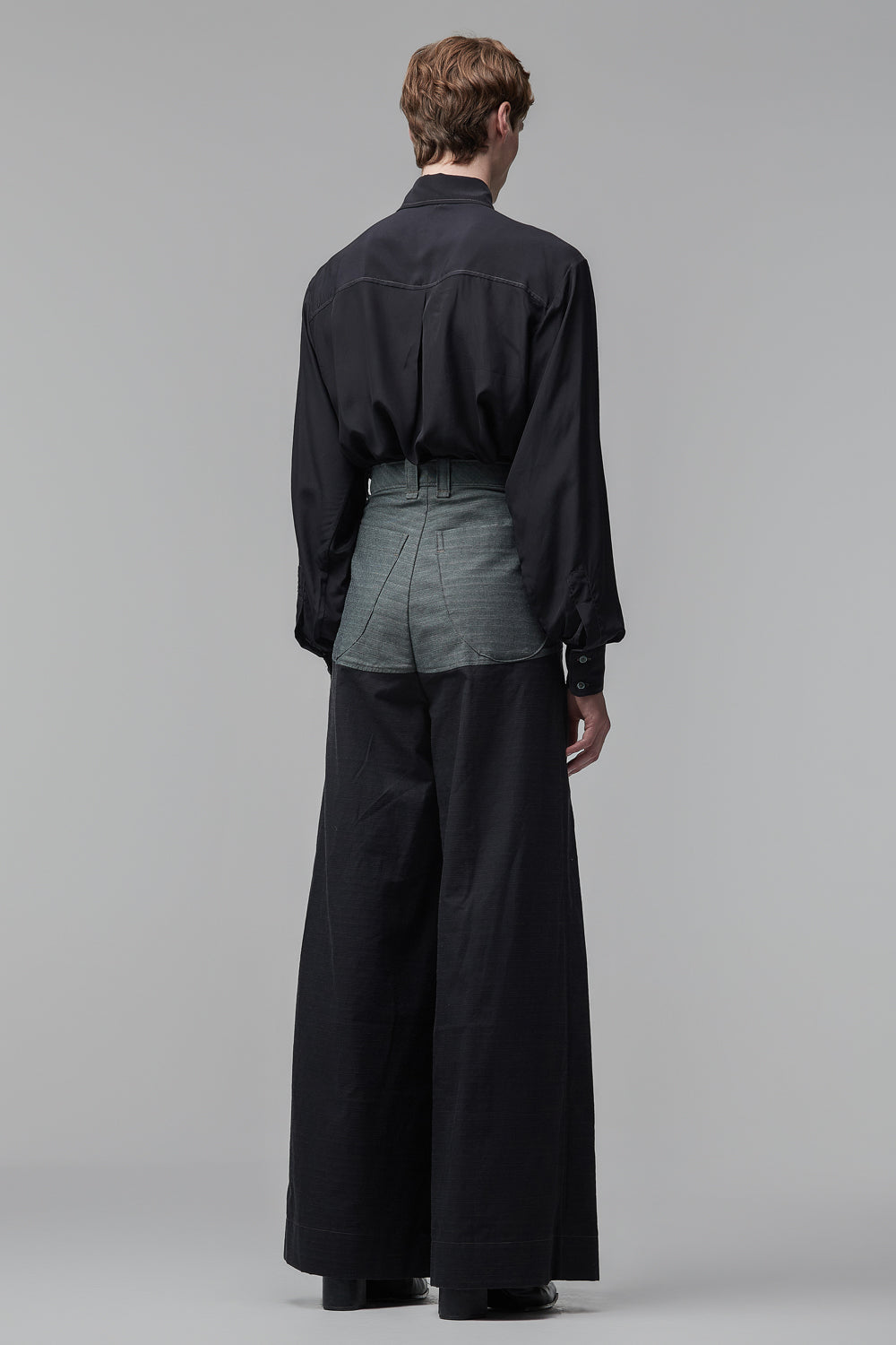 Pantalona com Pala Sinuosa em Algodão - Preto e Petróleo