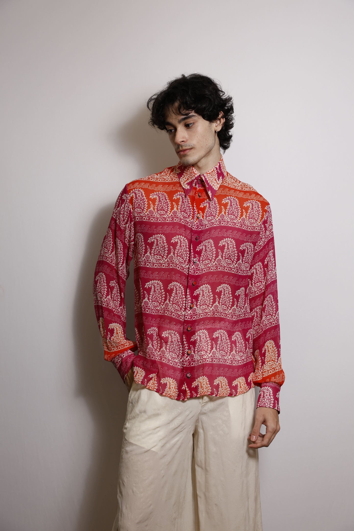 Camisa em Georgette de Seda Paisley - Magenta e Laranja