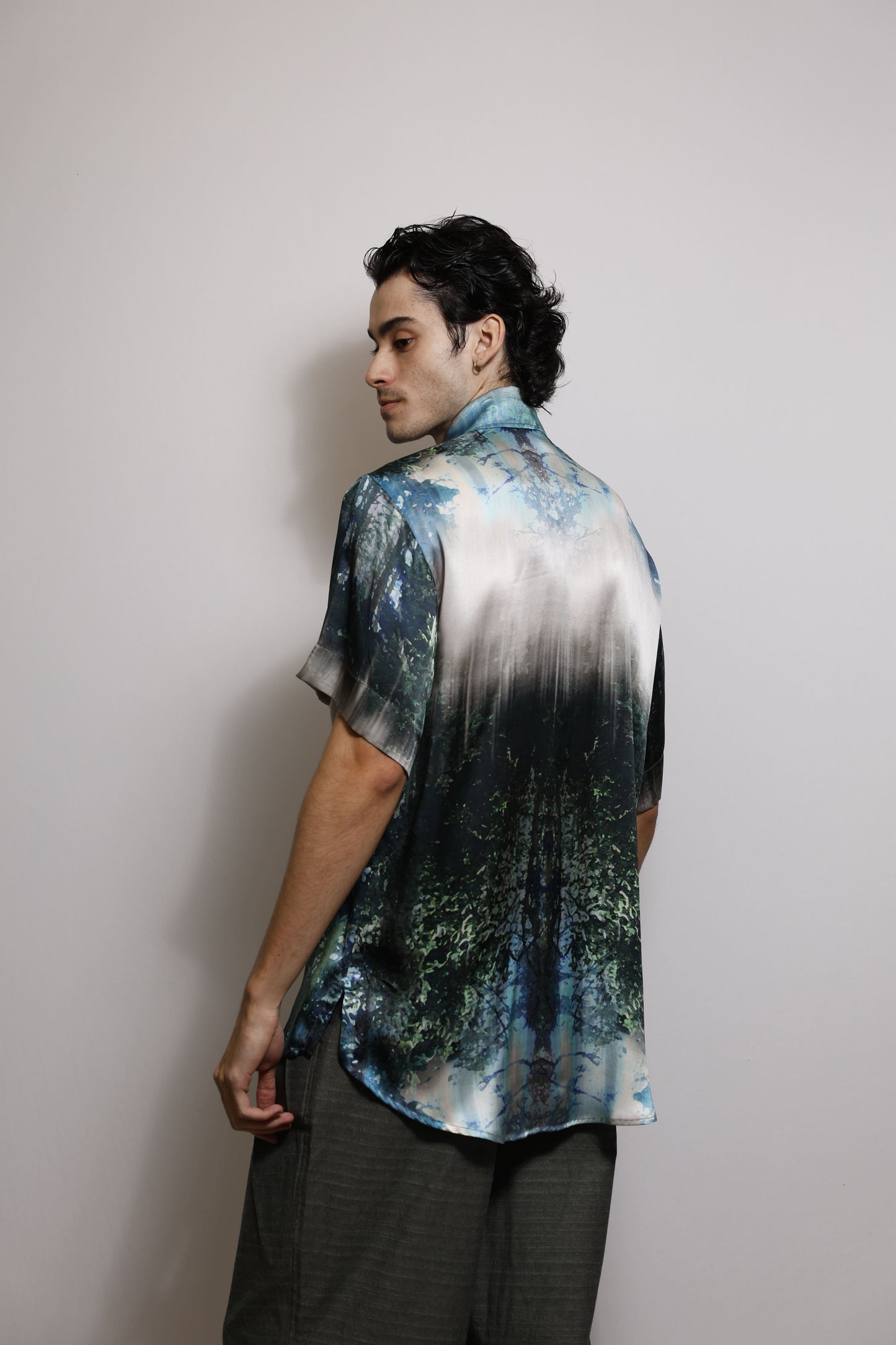 Camisa de Mangas Curtas em Cetim Aquarelado - Azuis e Cinzas