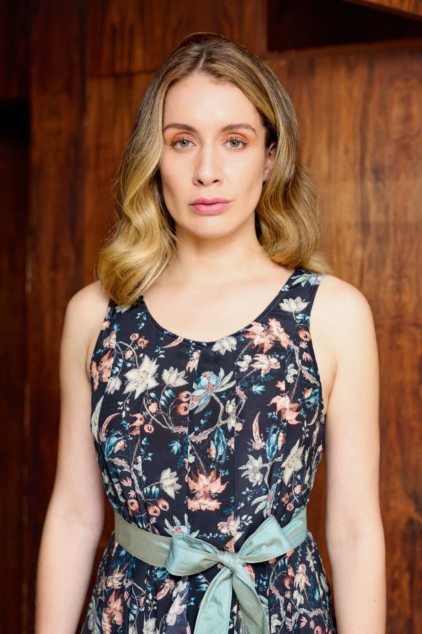 Vestido em Crepe de Chine - Floral