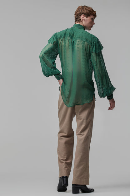Camisa de Mangas Longas em Chiffon de Seda Verde-Bandeira Bordado em Linha com Babados nos Ombros
