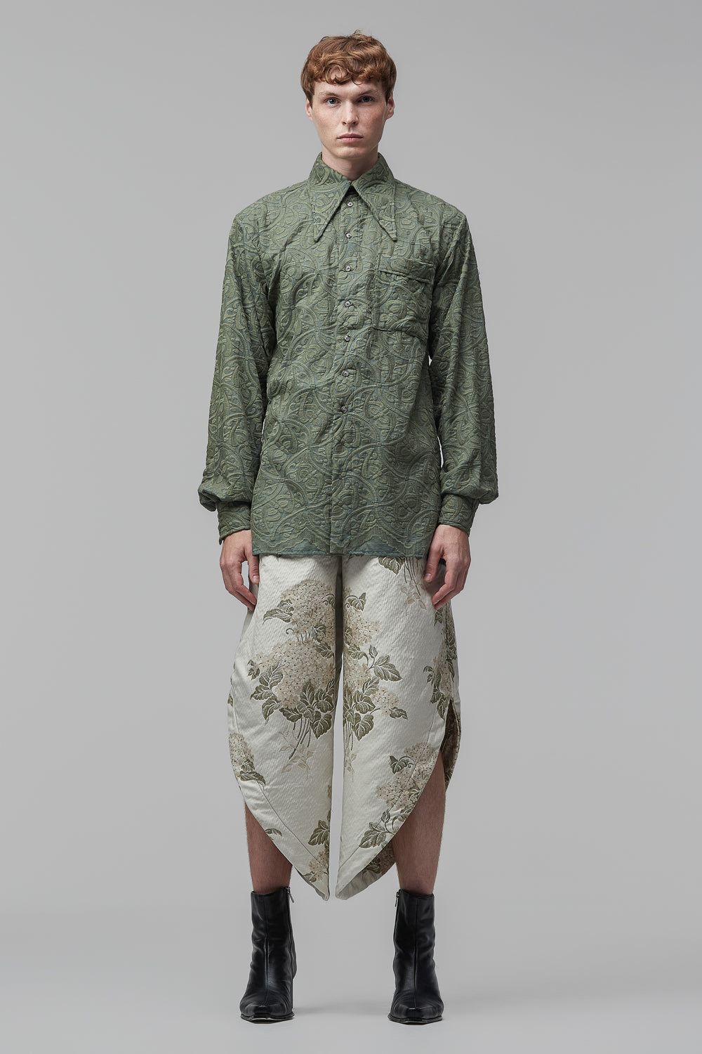 Camisa de Mangas Longas em Algodão Verde-Eucalipto Bordado ao Estilo Art-Nouveau