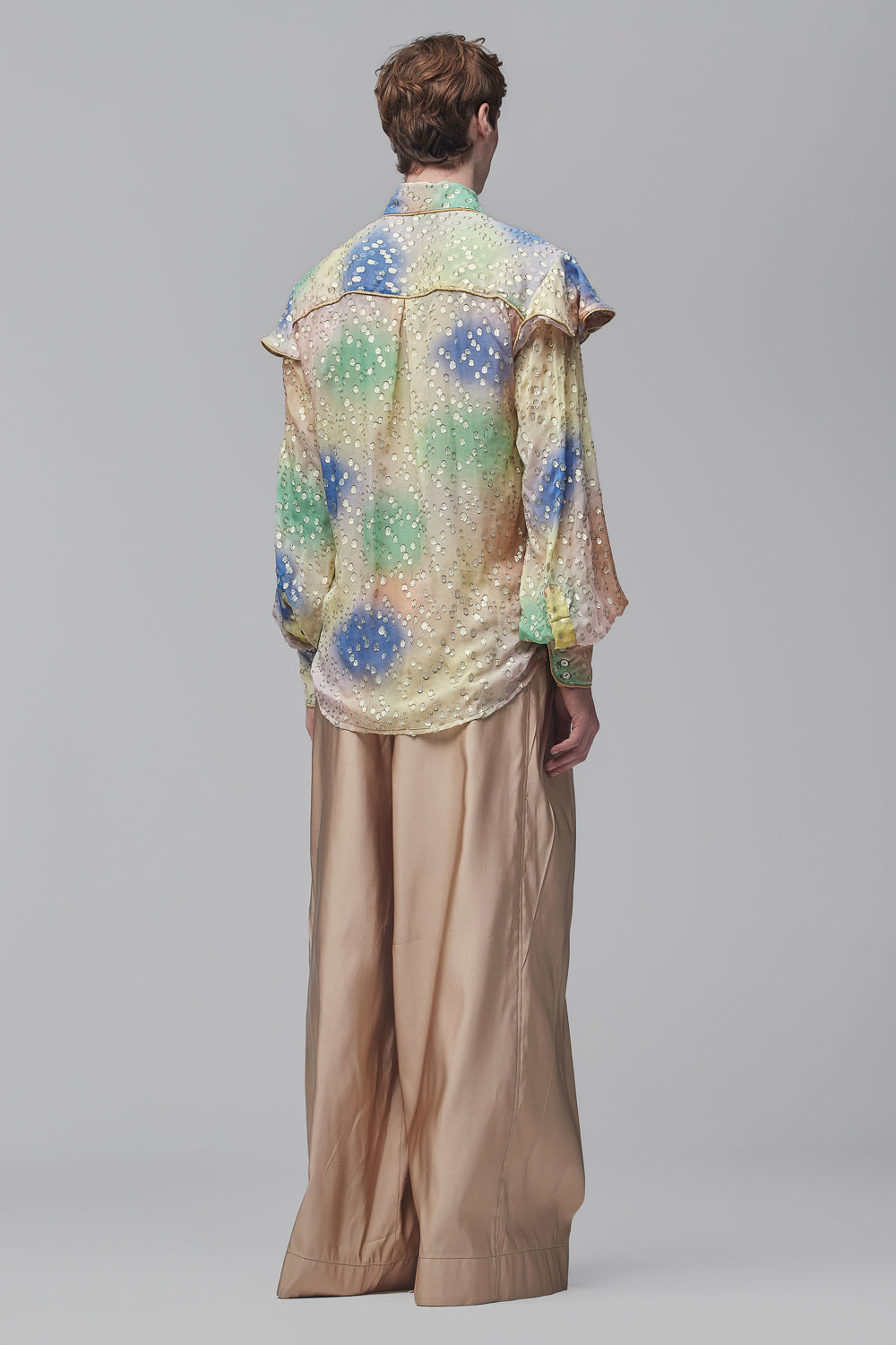 Camisa em Crepe de Seda Estampado - Multicolorida