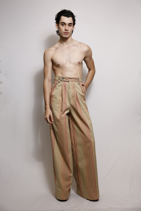 Pantalona em Sarja Pesada com Listras em Fio Tinto - Camel