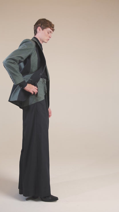 Blazer com Recortes Sinuosos - Preto e Verde