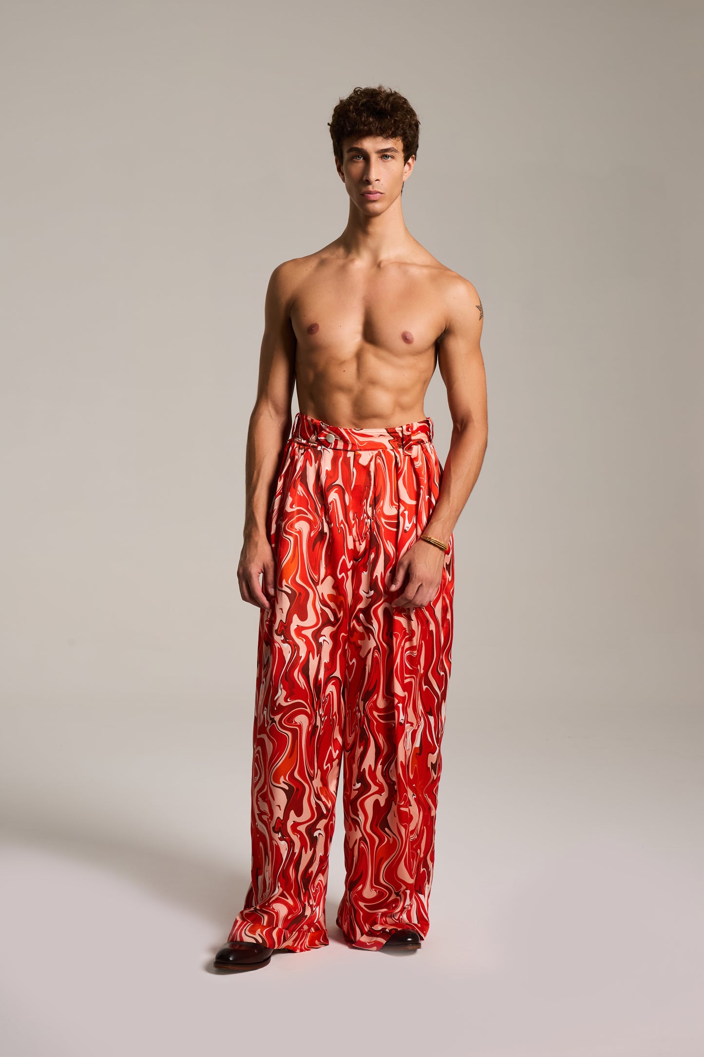 Calça Baggy de Alfaiataria estampada em Mármore Sanguíneo Pulsante