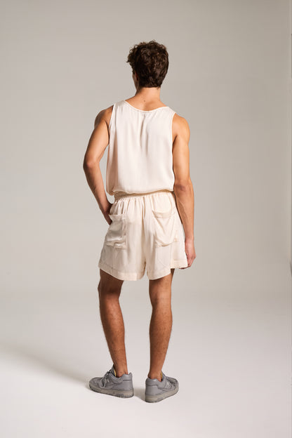 Shorts em Cetim de Viscose Champagne Etéreo